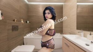 Escorts in Chanakyapuri